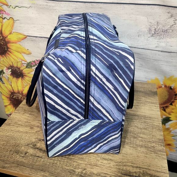 Striped  Weekender Bag Set NWOT - Picture 8 of 11